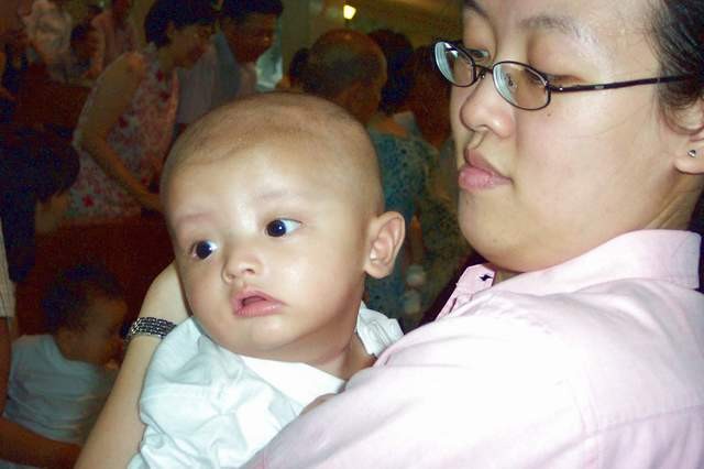 Click for original image 26k 640x426